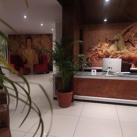Rajlaxmi Hotel - Free Airport Pickup And Drop Jaipur Exterior photo